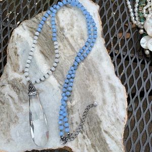 Crystal drop and quartz bead necklace stunning piece !!! “W” on tag